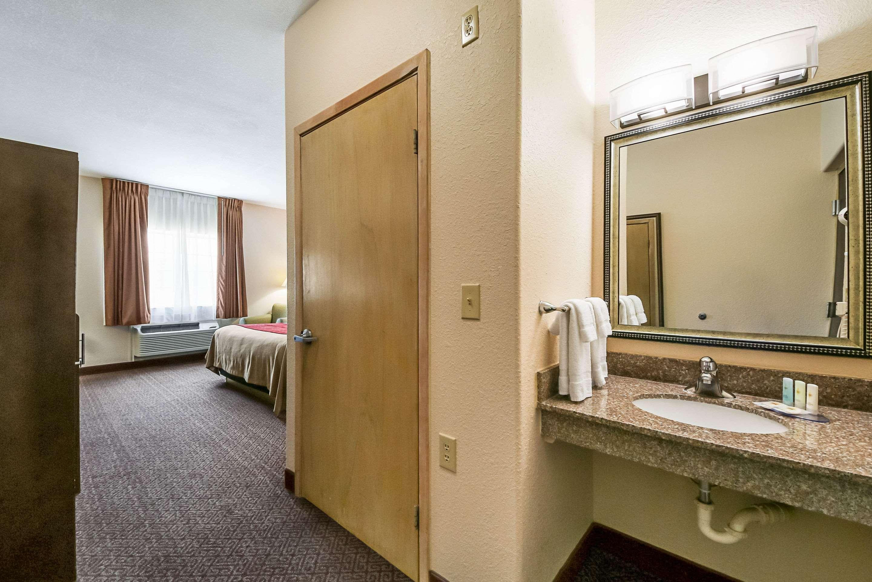 Quality Inn Kingsville Hwy 77 Exteriör bild